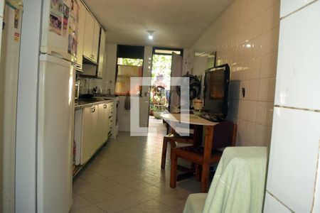 Cozinha de casa de condomínio à venda com 4 quartos, 250m² em Barra da Tijuca, Rio de Janeiro