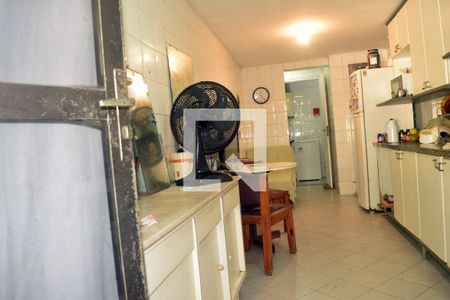 Cozinha de casa de condomínio à venda com 4 quartos, 250m² em Barra da Tijuca, Rio de Janeiro