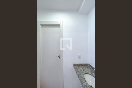 Lavabo  de apartamento para alugar com 2 quartos, 35m² em Canindé, São Paulo