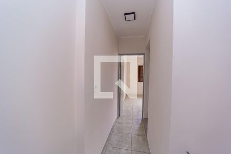 Corredor de casa para alugar com 2 quartos, 125m² em Jardim Sao Nicolau, São Paulo