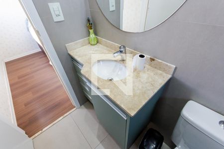 Banheiro/Pia de apartamento para alugar com 2 quartos, 68m² em Vila Curuçá, Santo André