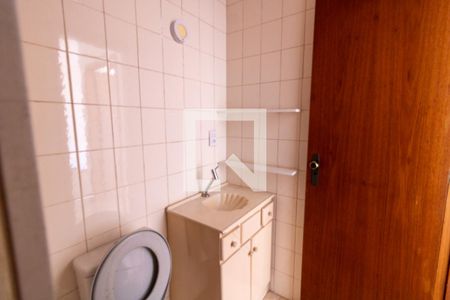 Banheiro de apartamento à venda com 1 quarto, 68m² em Tristeza, Porto Alegre