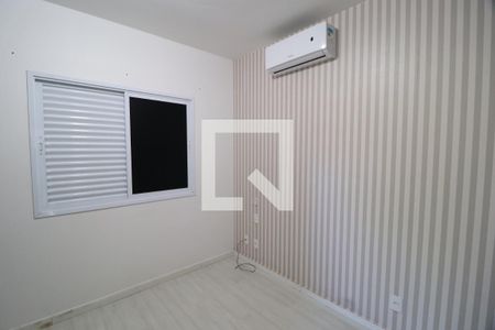 Quarto 1 de casa de condomínio para alugar com 3 quartos, 117m² em Jardim Inconfidência, Uberlândia