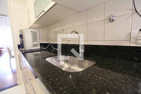 Cozinha - Torneira de apartamento para alugar com 4 quartos, 127m² em Paraíso do Morumbi, São Paulo