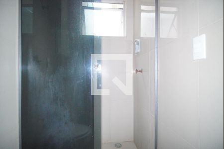 Banheiro Corredor de apartamento à venda com 2 quartos, 69m² em Vila Jardim, Porto Alegre