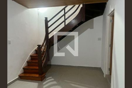 Casa à venda com 3 quartos, 130m² em Cerqueira César, São Paulo