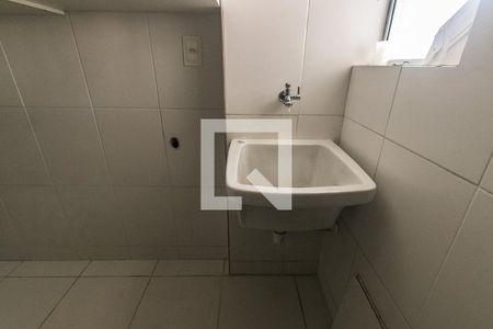 Área de Serviço de apartamento para alugar com 2 quartos, 65m² em Stiep, Salvador