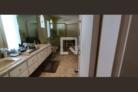 Banheiro da Suíte 3 de casa à venda com 3 quartos, 1200m² em Cidade Jardim, São Paulo
