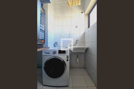 Área de Serviço de apartamento para alugar com 2 quartos, 76m² em Pituaçu, Salvador