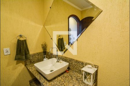 Lavabo de casa à venda com 3 quartos, 201m² em Vila Curuçá, Santo André