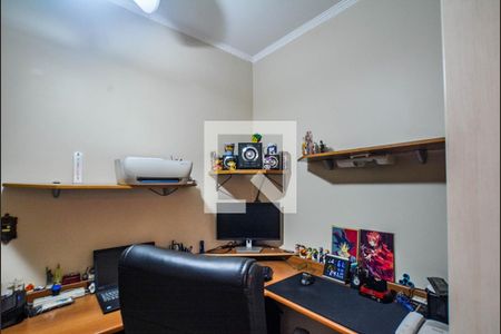 Escritório de casa à venda com 3 quartos, 201m² em Vila Curuçá, Santo André