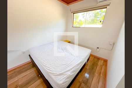 Sala/Quarto de apartamento para alugar com 1 quarto, 24m² em São João do Rio Vermelho, Florianópolis