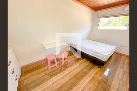 Sala/Quarto de apartamento para alugar com 1 quarto, 24m² em São João do Rio Vermelho, Florianópolis