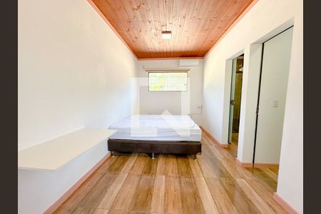 Sala/Quarto de apartamento para alugar com 1 quarto, 24m² em São João do Rio Vermelho, Florianópolis