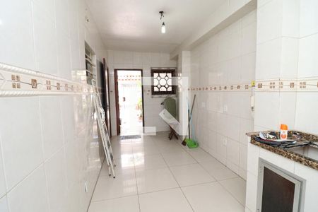 Cozinha 2 de casa à venda com 4 quartos, 204m² em Portuguesa, Rio de Janeiro