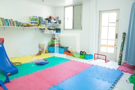 Casa à venda com 5 quartos, 405m² em Bosque da Saúde, São Paulo