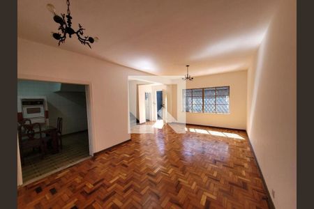 Casa à venda com 4 quartos, 240m² em Indianópolis, São Paulo