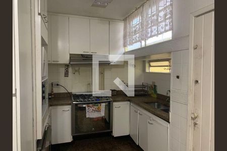 Casa para alugar com 3 quartos, 336m² em Vila Guarani, São Paulo