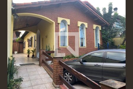 Casa para alugar com 3 quartos, 336m² em Vila Guarani, São Paulo