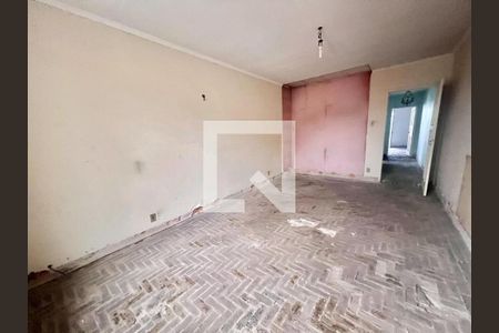 Casa à venda com 3 quartos, 213m² em Cidade Vargas, São Paulo