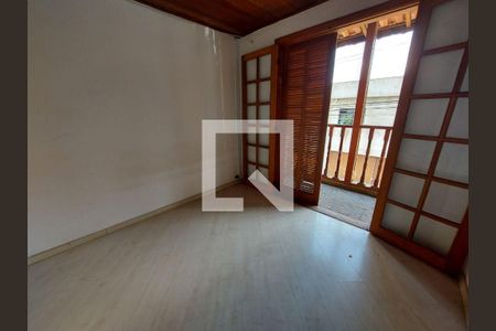 Casa à venda com 4 quartos, 220m² em Vila Clementino, São Paulo