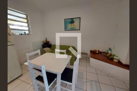 Casa à venda com 4 quartos, 220m² em Vila Clementino, São Paulo