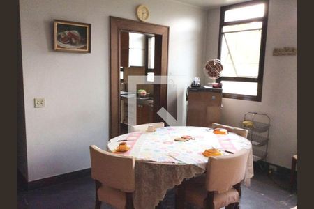 Casa à venda com 5 quartos, 583m² em Jardim Luzitania, São Paulo