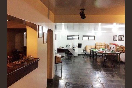 Casa à venda com 5 quartos, 583m² em Jardim Luzitania, São Paulo