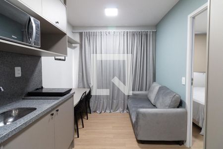 Sala - Cozinha de kitnet/studio para alugar com 1 quarto, 24m² em Vila Butantã, São Paulo