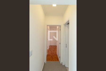 Corredor de apartamento à venda com 3 quartos, 103m² em Itaim Bibi, São Paulo