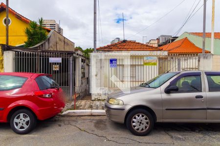 Fachada de casa à venda com 5 quartos, 66m² em Vila Santa Clara, São Paulo