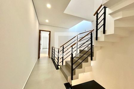 Corredor de casa à venda com 3 quartos, 165m² em Vila da Saúde, São Paulo