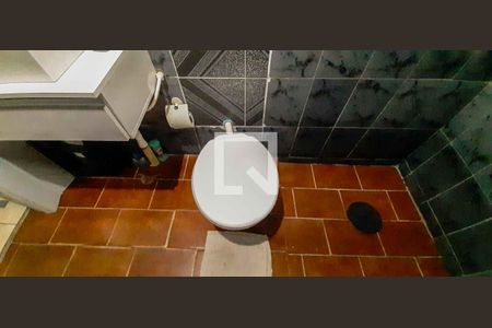Banheiro 2 de casa à venda com 3 quartos, 100m² em Santa Maria, Osasco