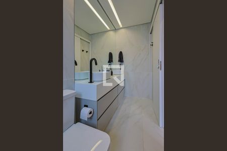 Banheiro da Suíte de apartamento à venda com 2 quartos, 130m² em Vila Paris, Belo Horizonte
