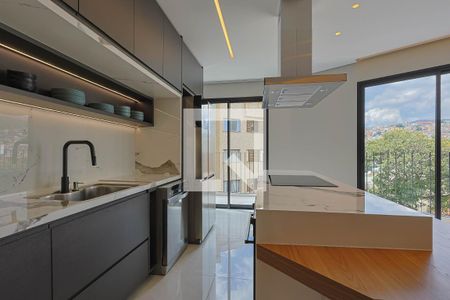 Cozinha de apartamento à venda com 2 quartos, 130m² em Vila Paris, Belo Horizonte
