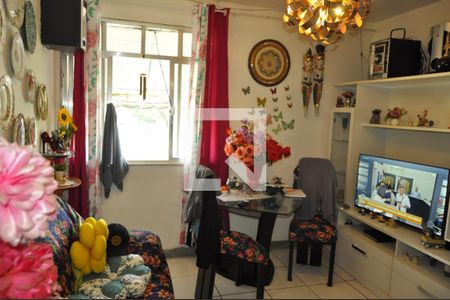 Sala de apartamento à venda com 2 quartos, 49m² em Pilares, Rio de Janeiro