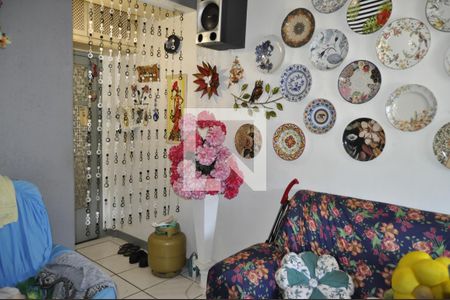 Sala de apartamento à venda com 2 quartos, 49m² em Pilares, Rio de Janeiro