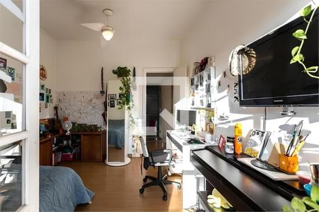 Foto 01 de casa à venda com 4 quartos, 384m² em Vila Sonia, São Paulo