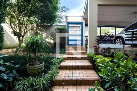 Foto 01 de casa à venda com 4 quartos, 384m² em Vila Sonia, São Paulo