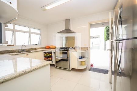 Cozinha de casa à venda com 5 quartos, 750m² em Jardim Guedala, São Paulo