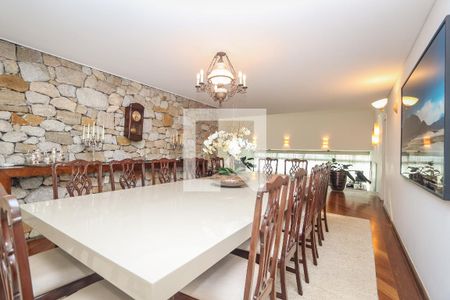 Sala de Jantar de casa à venda com 5 quartos, 750m² em Jardim Guedala, São Paulo