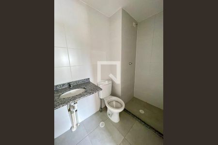 Banheiro de apartamento à venda com 1 quarto, 27m² em Pinheiros, São Paulo