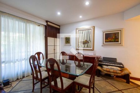 Sala de apartamento à venda com 3 quartos, 176m² em Barra da Tijuca, Rio de Janeiro