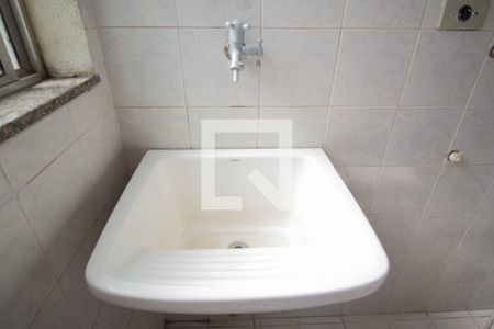 Área de Serviço de apartamento para alugar com 2 quartos, 55m² em Jaguará, São Paulo