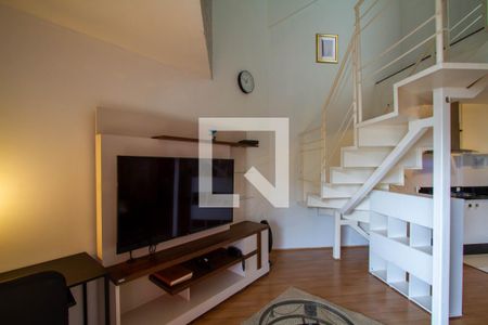 Sala de apartamento para alugar com 1 quarto, 60m² em Centro Cívico, Curitiba