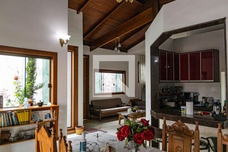 Cozinha de casa à venda com 3 quartos, 152m² em Dom Bosco, Belo Horizonte