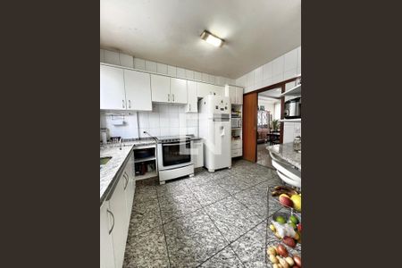 Cozinha de apartamento à venda com 4 quartos, 156m² em Gutierrez, Belo Horizonte