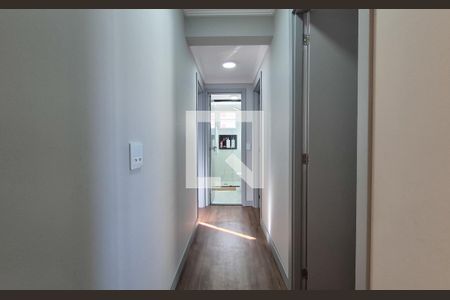 Corredor de apartamento à venda com 3 quartos, 90m² em Vila Apiai, Santo André