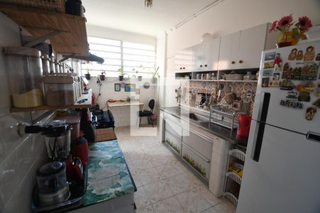 Cozinha de apartamento à venda com 2 quartos, 120m² em Centro, Campinas