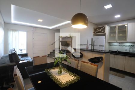 Sala de casa à venda com 2 quartos, 123m² em Igara, Canoas